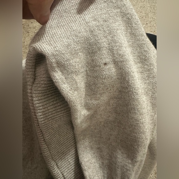 Express Back Detail Sweater - Picture 4 of 6